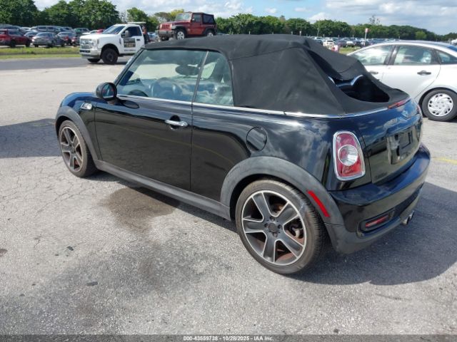 2014 MINI CONVERTIBLE WMWZP3C52ET706109 Photo 2