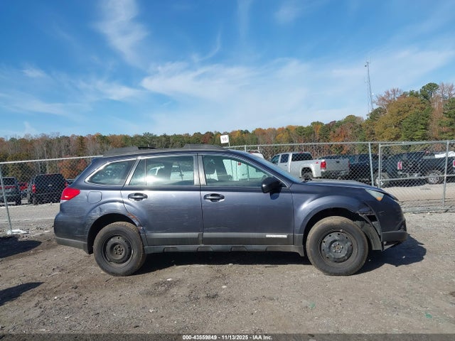 2010 Subaru Outback 2.5i მანქანა იყიდება აუქციონზე, vin: 4S4BRBAC6A3349985, აუქციონის ნომერი: 43559849