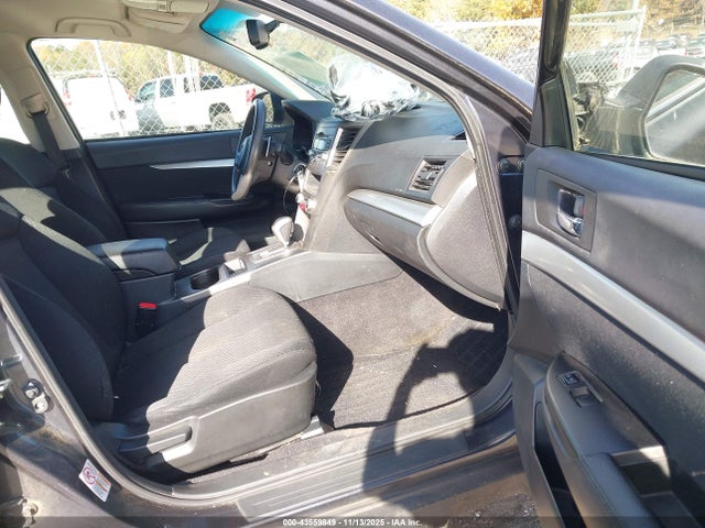 2010 Subaru Outback 2.5i მანქანა იყიდება აუქციონზე, vin: 4S4BRBAC6A3349985, აუქციონის ნომერი: 43559849