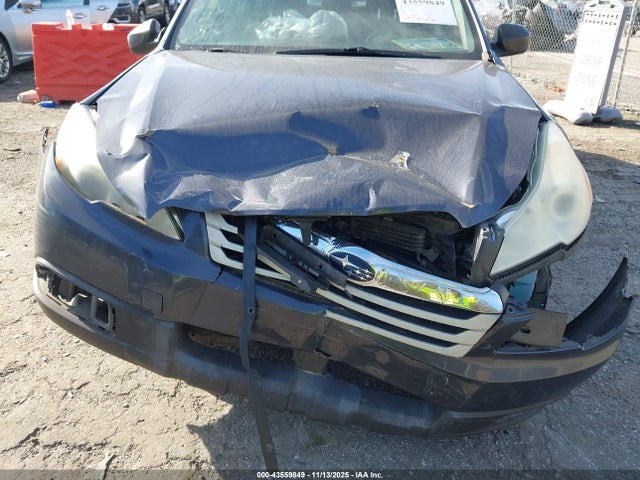 2010 Subaru Outback 2.5i მანქანა იყიდება აუქციონზე, vin: 4S4BRBAC6A3349985, აუქციონის ნომერი: 43559849