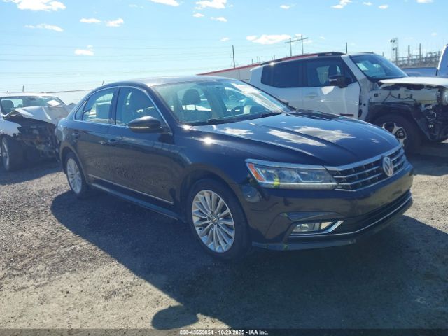 2017 VOLKSWAGEN PASSAT 1VWBT7A35HC011116