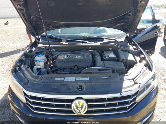 2017 VOLKSWAGEN PASSAT 1VWBT7A35HC011116 Photo 9
