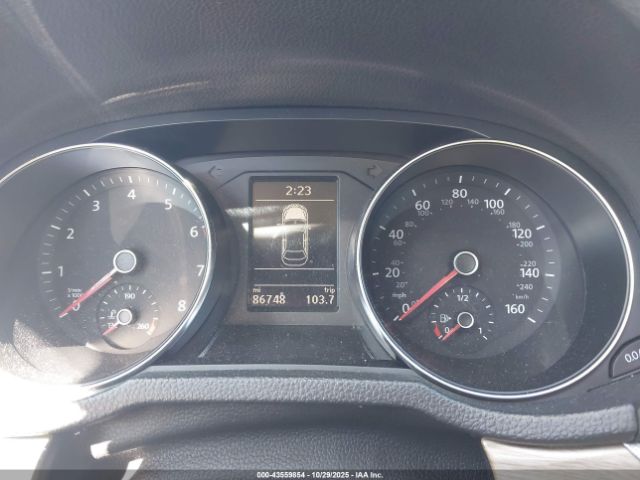 2017 VOLKSWAGEN PASSAT 1VWBT7A35HC011116 Photo 6