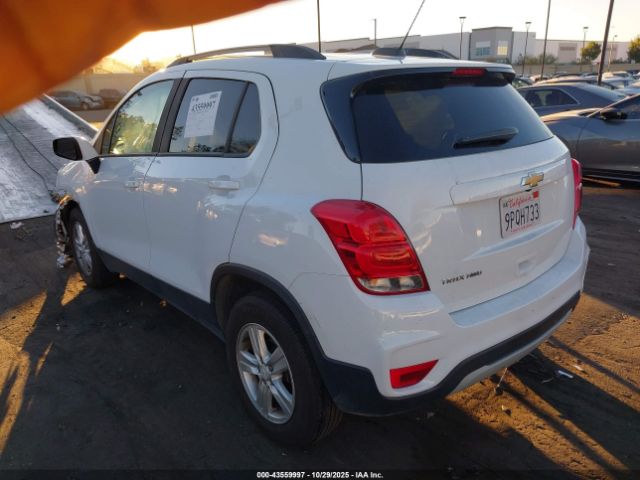 2021 CHEVROLET TRAX KL7CJPSM3MB371650 Photo 2