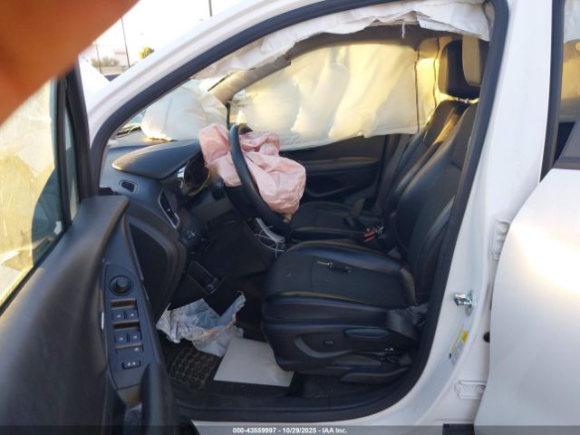 2021 CHEVROLET TRAX KL7CJPSM3MB371650 Photo 4