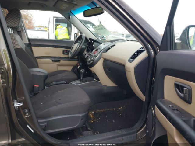 2010 KIA SOUL KNDJT2A24A7192782 Photo 4