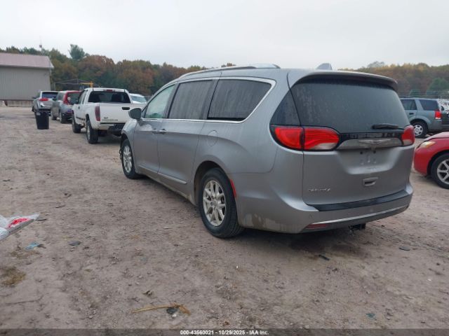 2020 CHRYSLER PACIFICA 2C4RC1BG3LR268873 Photo 2