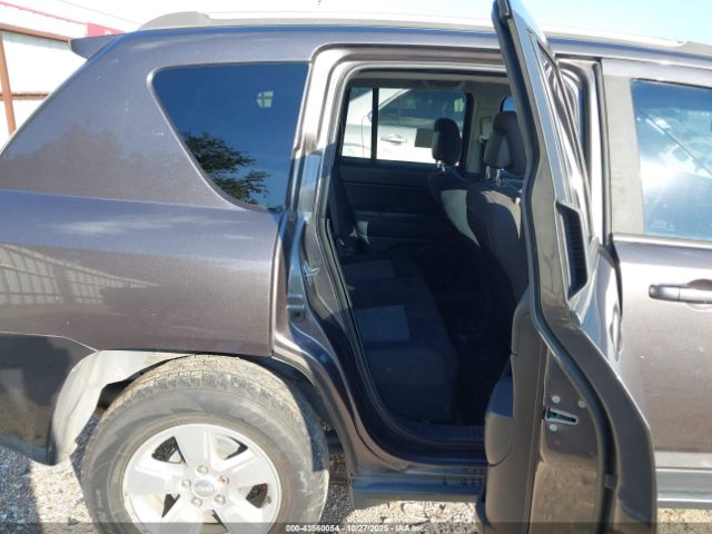 2016 JEEP COMPASS 1C4NJCBA3GD642872 Photo 7