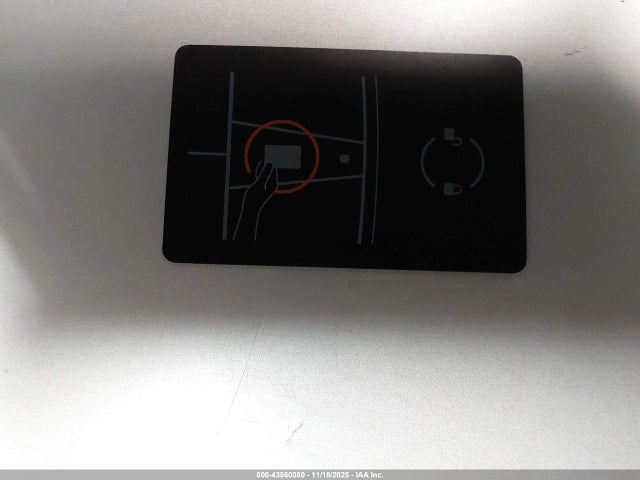 2023 TESLA MODEL 3 5YJ3E1EAXPF432032 Photo 10