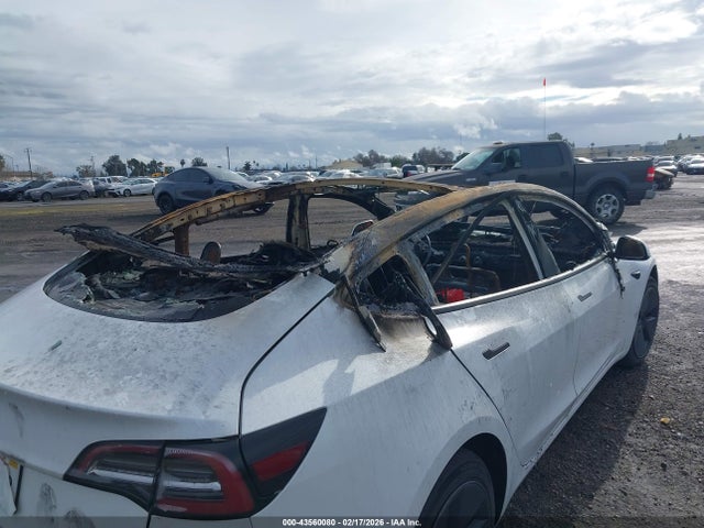 2023 TESLA MODEL 3 5YJ3E1EAXPF432032 Photo 5