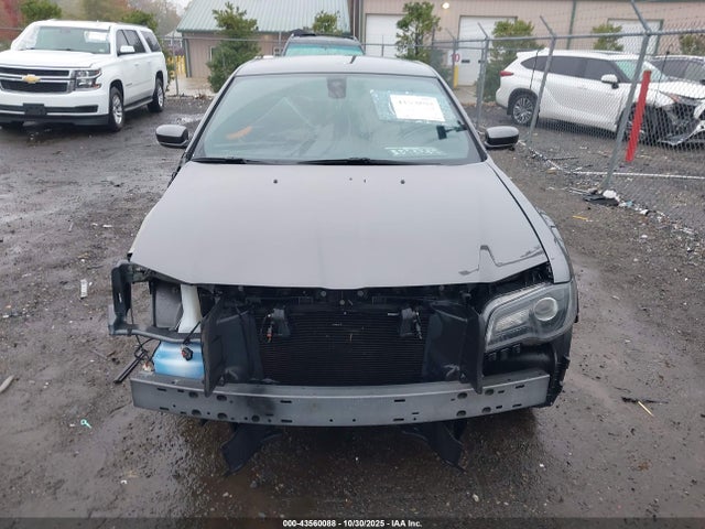 Продаж на аукціоні авто 2022 Chrysler 300 S, vin: 2C3CCABG1NH256420, номер лоту: 43560088