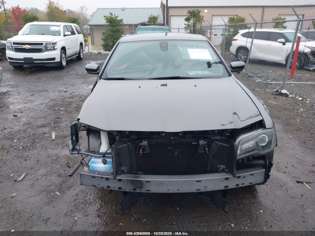 Продаж на аукціоні авто 2022 Chrysler 300 S, vin: 2C3CCABG1NH256420, номер лоту: 43560088