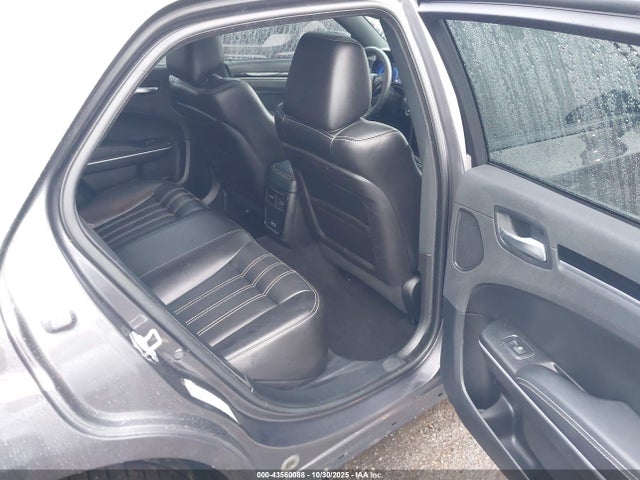 Продаж на аукціоні авто 2022 Chrysler 300 S, vin: 2C3CCABG1NH256420, номер лоту: 43560088