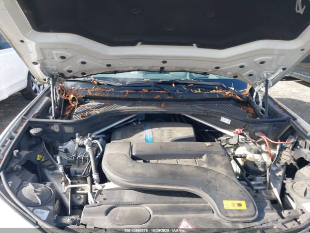 2016 BMW X5 EDRIVE 5UXKT0C56G0S75677 Photo 9