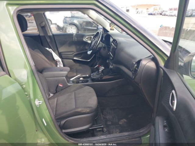 2021 KIA SOUL KNDJ33AU8M7127980 Photo 4