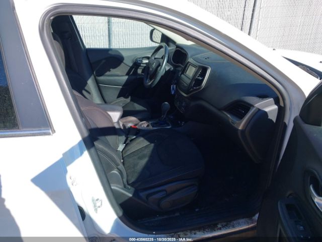 2016 JEEP CHEROKEE 1C4PJMCB4GW276530 Photo 4