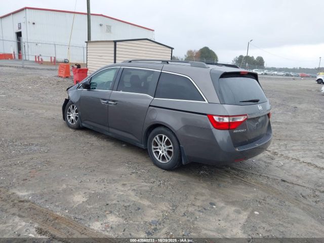 2011 HONDA ODYSSEY 5FNRL5H66BB007950 Photo 2