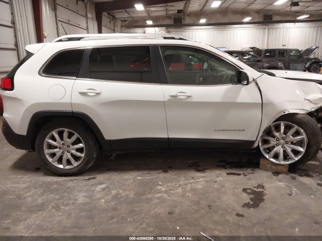 2015 Jeep Cherokee Limited მანქანა იყიდება აუქციონზე, vin: 1C4PJMDS9FW717646, აუქციონის ნომერი: 43560280