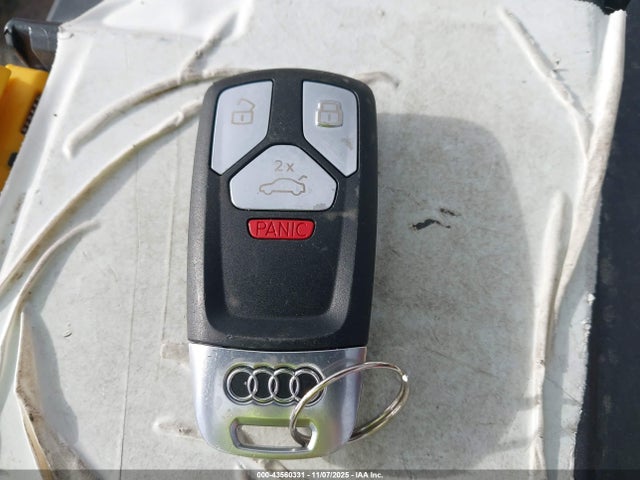 2019 AUDI A4 WAUENAF47KN014925 Photo 10