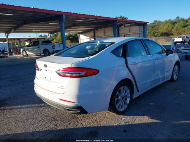 2019 FORD FUSION HYBRID 3FA6P0LU2KR137633 Photo 3