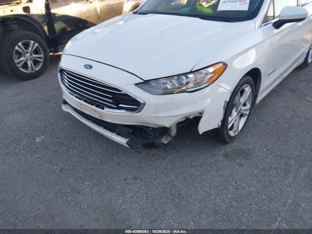 2019 FORD FUSION HYBRID 3FA6P0LU2KR137633 Photo 5
