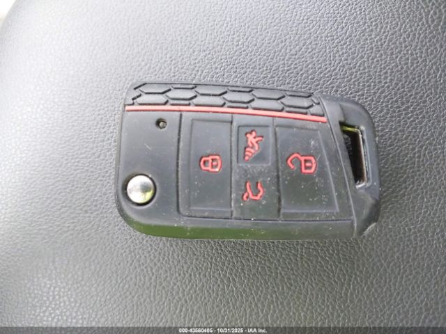 2021 VOLKSWAGEN TIGUAN 3VV2B7AX7MM123550 Photo 10