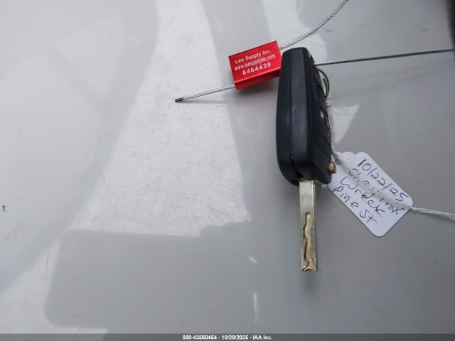 3GNCJKSB0JL294502 Chevrolet TRAX LS