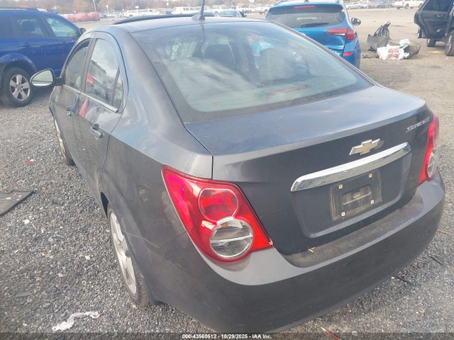 2012 CHEVROLET SONIC 1G1JE5SH0C4227653 Photo 2