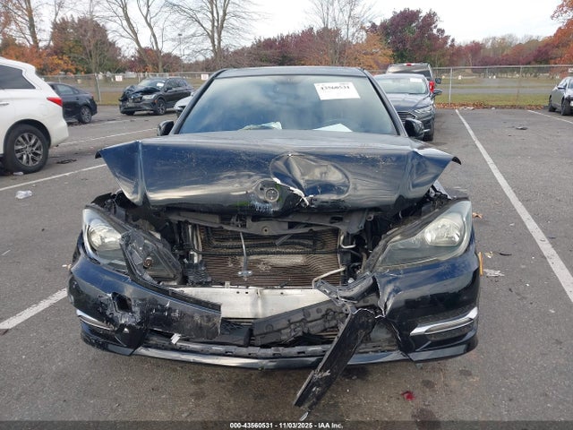 Продаж на аукціоні авто 2012 Mercedes-benz C 250 Sport, vin: WDDGF4HB3CR231832, номер лоту: 43560531