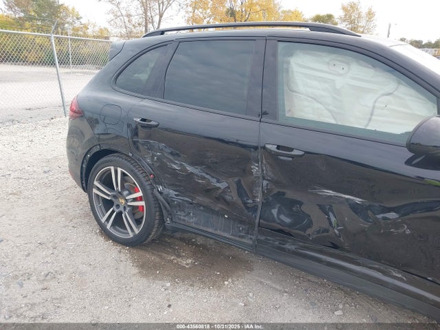 2013 PORSCHE CAYENNE WP1AC2A23DLA92456 Photo 5