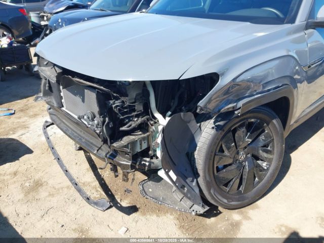 2024 VOLKSWAGEN ATLAS CROSS SPORT 1V2JE2CA9RC202643 Photo 5