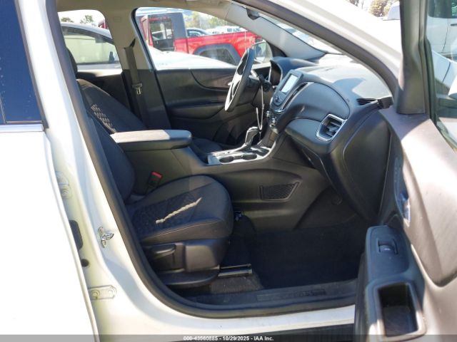 2019 CHEVROLET EQUINOX 3GNAXUEV5KL125732 Photo 4