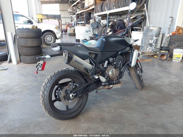 Husqvarna Svartpilen/vitpilen 801 2025 VBKUF7409SM778729 Image 4