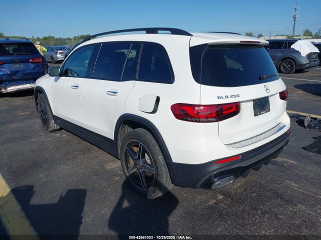 2023 MERCEDES-BENZ GLB 250 W1N4M4GB1PW334364 Photo 2