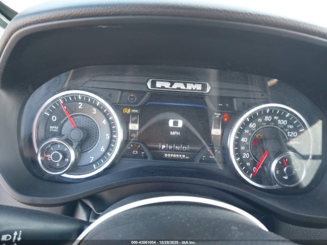 2022 RAM 1500 1C6SRFFT5NN458461 Photo 6