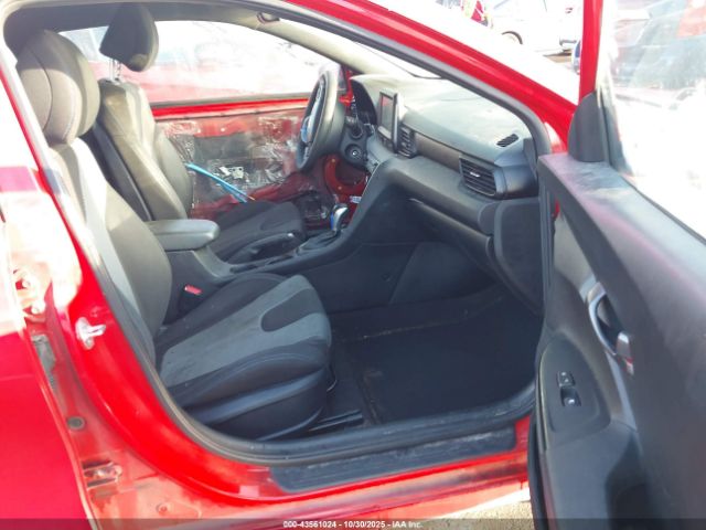 2019 HYUNDAI VELOSTER KMHTG6AF5KU010304 Photo 4