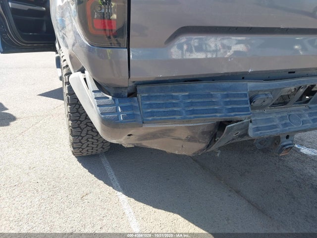 5TFGY5F11LX271830 Toyota Tundra 1794 Edition