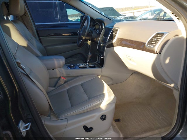 2011 Jeep Grand Cherokee Laredo მანქანა იყიდება აუქციონზე, vin: 1J4RR4GGXBC735765, აუქციონის ნომერი: 43561042