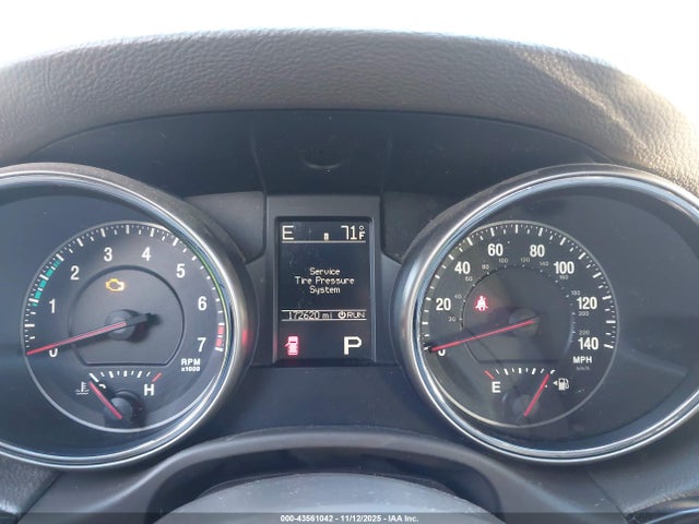2011 Jeep Grand Cherokee Laredo მანქანა იყიდება აუქციონზე, vin: 1J4RR4GGXBC735765, აუქციონის ნომერი: 43561042