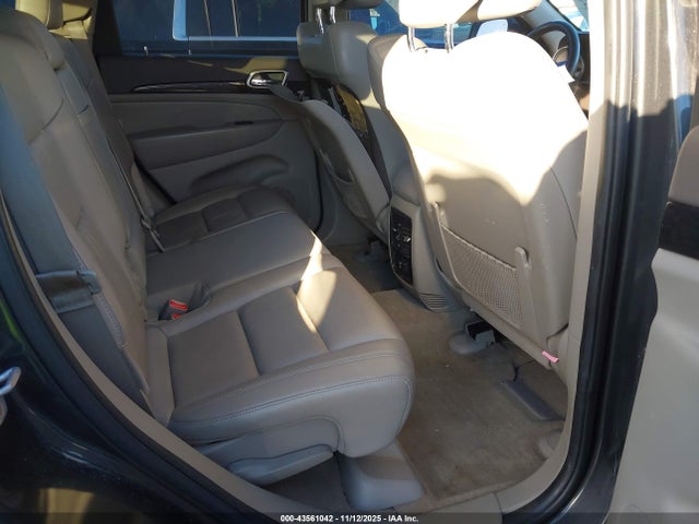 2011 Jeep Grand Cherokee Laredo მანქანა იყიდება აუქციონზე, vin: 1J4RR4GGXBC735765, აუქციონის ნომერი: 43561042