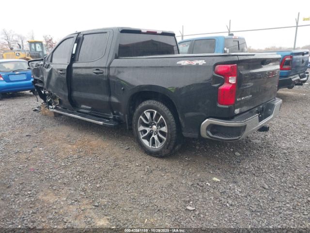 2022 CHEVROLET SILVERADO 1500 1GCPDKEK7NZ551991 Photo 2
