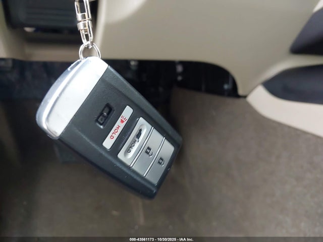 2018 ACURA RDX 5J8TB3H54JL010265 Photo 10