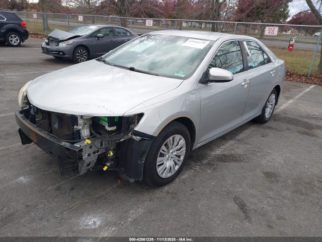 43561239 :رقم المزاد ، 4T4BF1FK9CR163329 vin ، 2012 Toyota Camry Le مزاد بيع