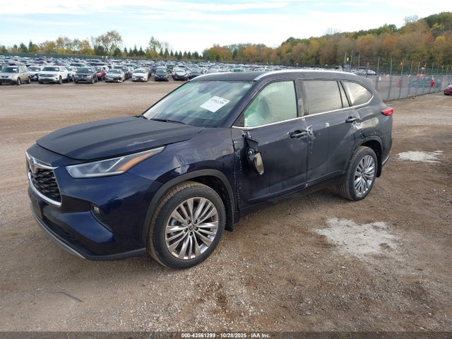 5TDKDRBH6TS595247 Toyota Highlander
