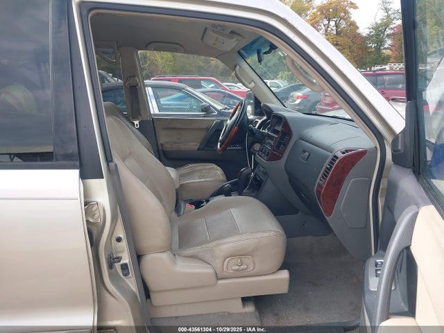 2005 MITSUBISHI MONTERO JA4MW51S05J000248 Photo 4