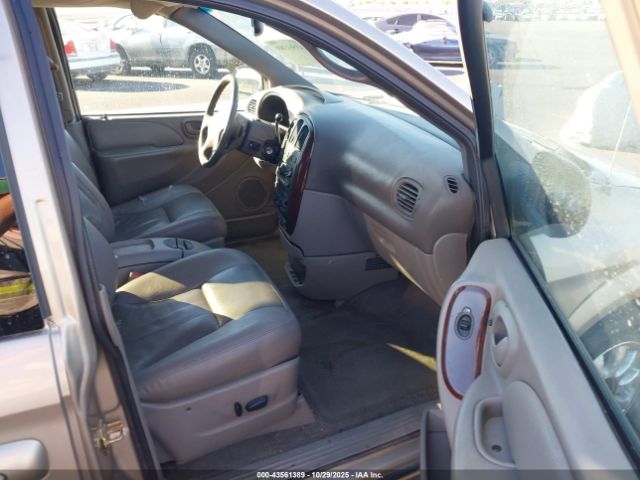 2003 CHRYSLER TOWN & COUNTRY 2C4GP54L53R340007 Photo 4