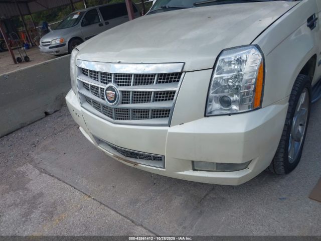 2011 CADILLAC ESCALADE 1GYS3BEF3BR374779 Photo 5