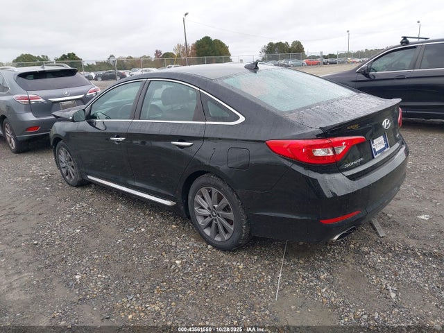 2017 HYUNDAI SONATA 5NPE34AF5HH550252 Photo 2