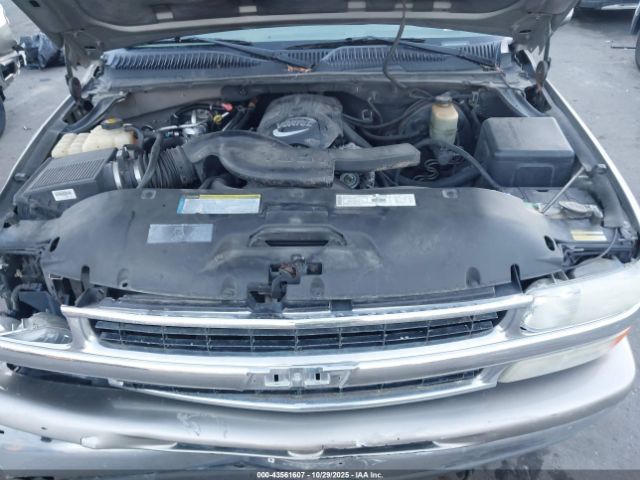 2001 CHEVROLET SUBURBAN 1500 1GNFK16T11J241063 Photo 9