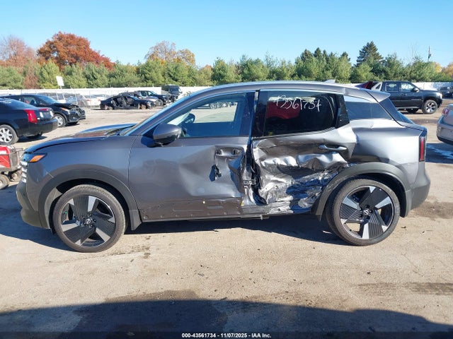 2025 Nissan Kicks Sr Intelligent Awd მანქანა იყიდება აუქციონზე, vin: 3N8AP6DB4SL339563, აუქციონის ნომერი: 43561734